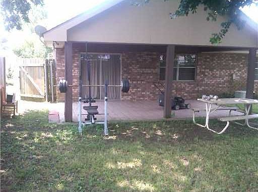 2nd image of 639 Fairway Dr
