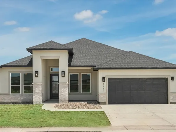 1442 Chloe Cay, Corpus Christi, TX 78415