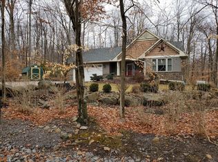 25 Lilac Ln, Thornhurst, PA 18424