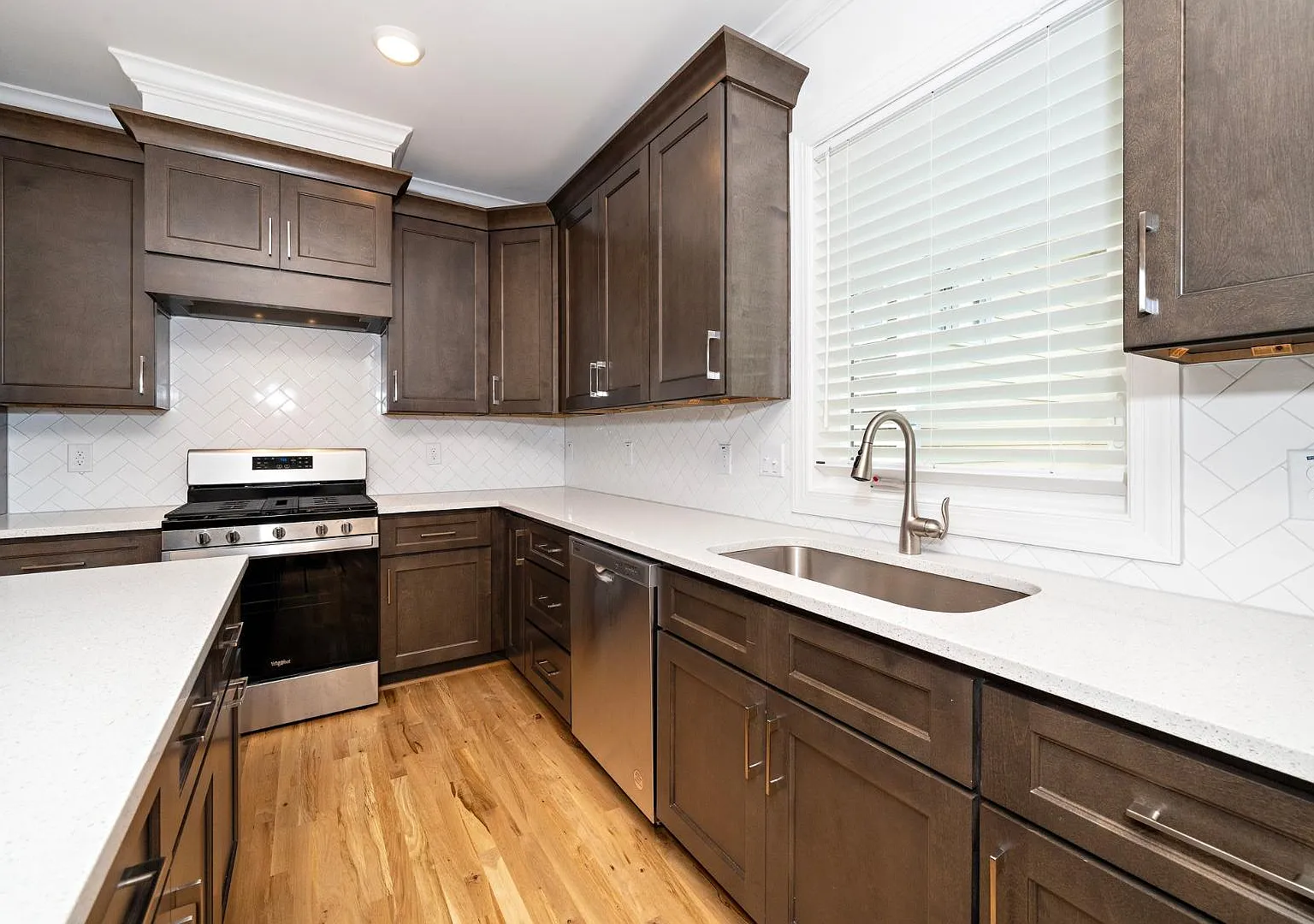 3805 Burt Dr — Photo 3