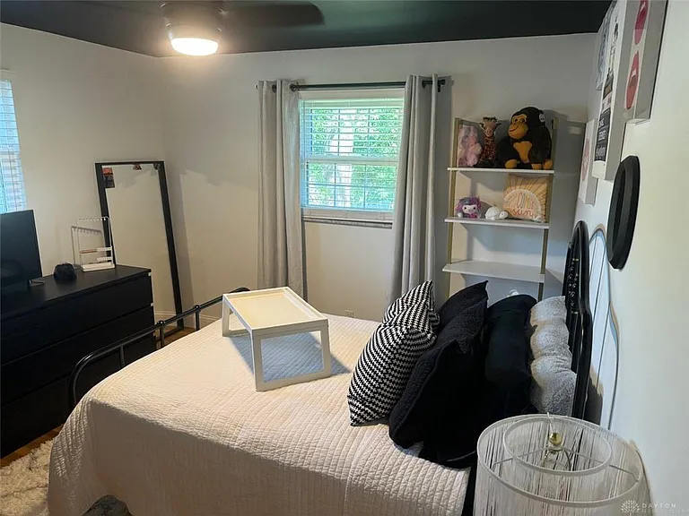 2165 Oak Tree Dr E — Photo 43