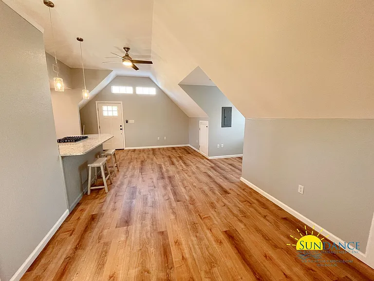 315 Reynolds Ave — Photo 9