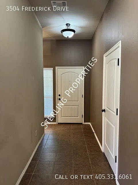 3 bed, 1595 sqft, $1,795 — Photo 3