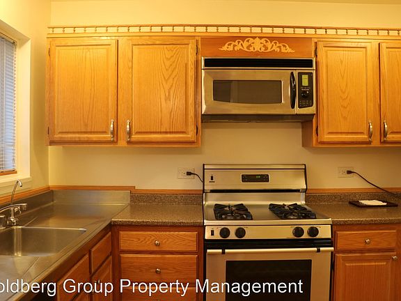 5th image of 10601 Weymouth St APT 104