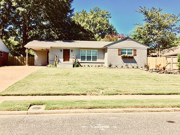 3rd image of 151 W Bendel Cir