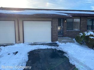 2882 Porter St SW, Grandville, MI 49418
