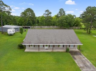 321 Hybiscus Ln, Sulphur, LA 70665
