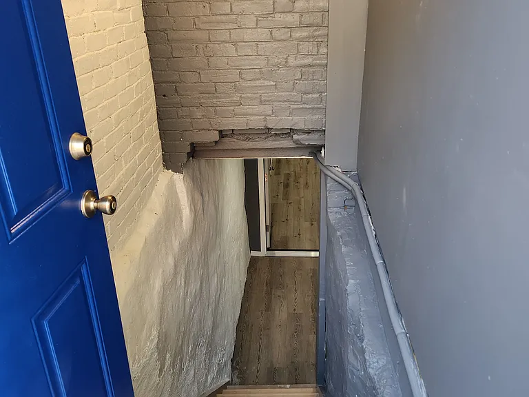 4827 A St #3 — Photo 3