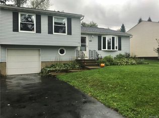164 Oakhill Dr, Hamburg, NY 14075