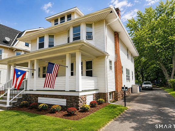 2nd image of 209 Camp Street