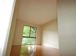 9865 Sweet Mint Dr, Vienna, VA 22181
