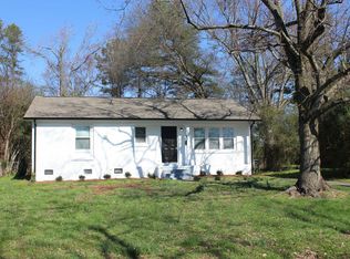 4714 Brooktree Dr, Charlotte, NC 28208