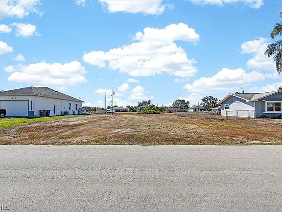 3rd image of 4505 6th St W