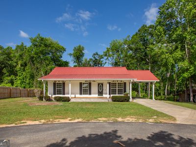 19 Live Oak Ln, Waycross, GA, 31503