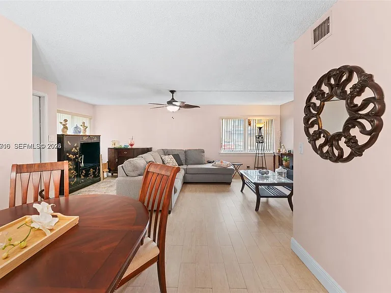 64 Wimbledon Lake Dr #64 — Photo 7