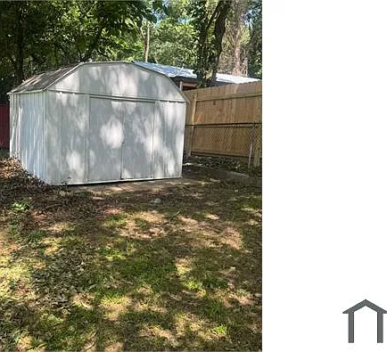 332 23rd Ave NE — Photo 17