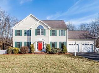 14 Nicole Rd, Mansfield, MA 02048