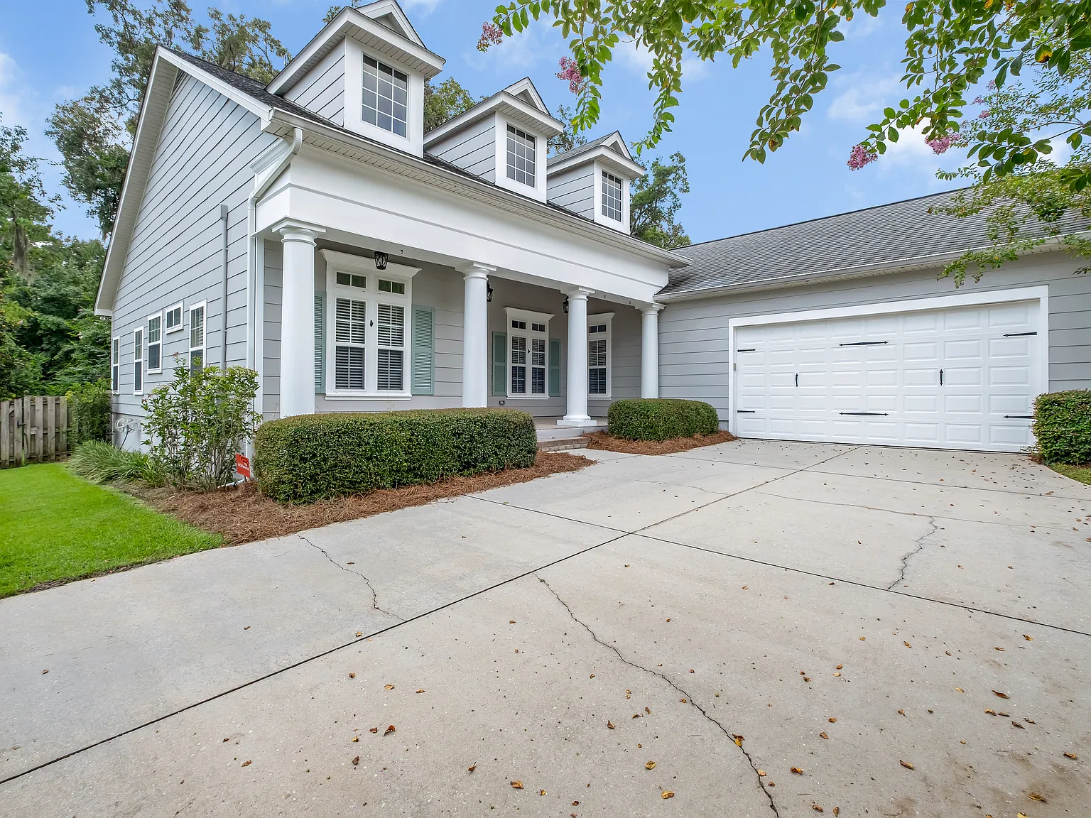 4 bed, 1898 sqft, $2,800 — Photo 3