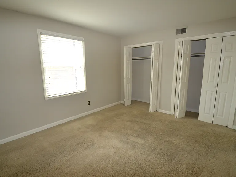 120 Hillsboro Pl — Photo 18