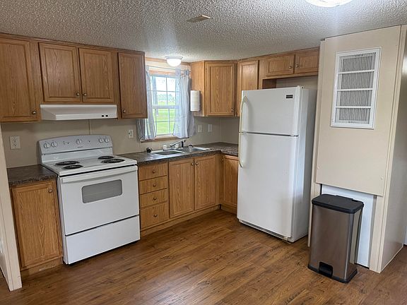 3rd image of 1290 Claude Kelly Rd