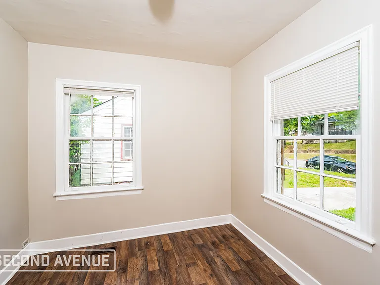 1417 34th St — Photo 11