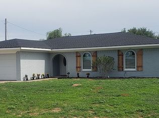 1410 Danberry St, Burkburnett, TX 76354