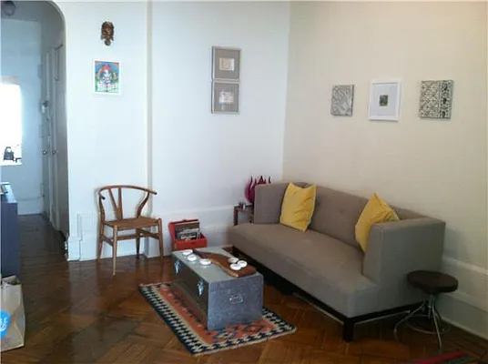 Rented by Living New York | media 44