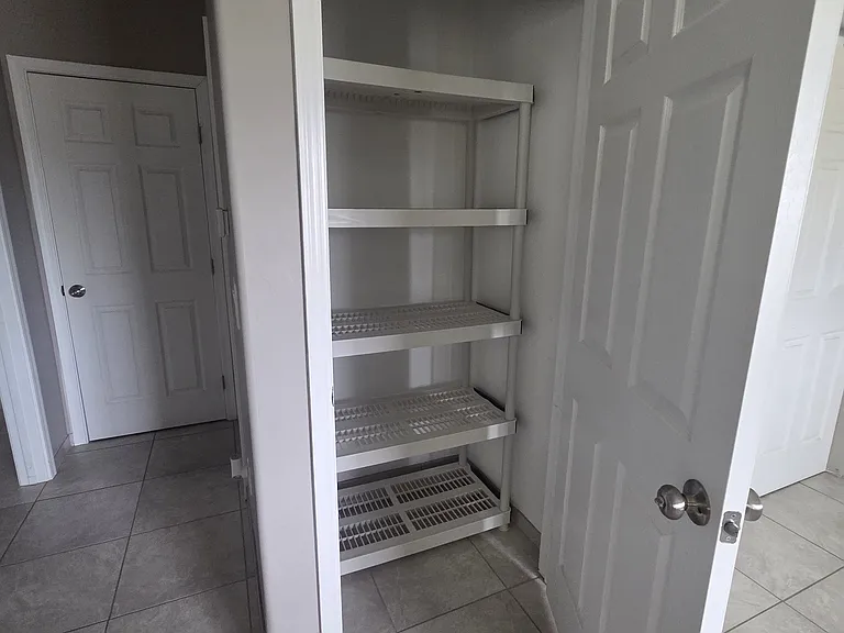 1515 W Delaware St #2 — Photo 14