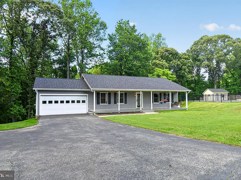 5118 Coach Ct — Photo 31