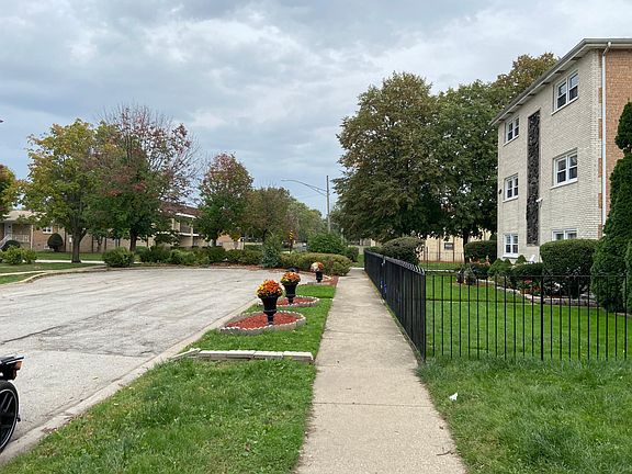2nd image of 1609 Downs Dr #3