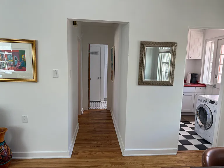 114 W Booth St — Photo 18