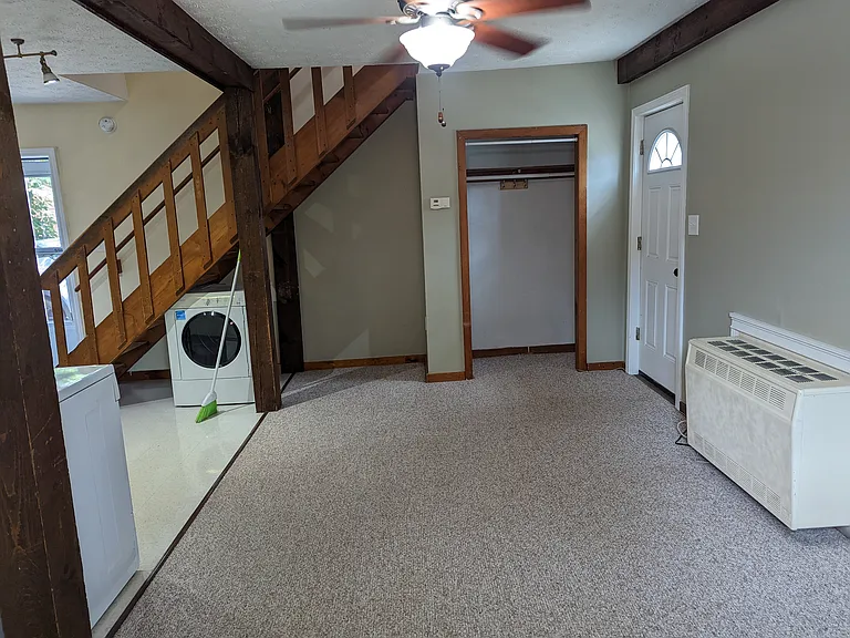 33 Myrtle St #3 — Photo 4