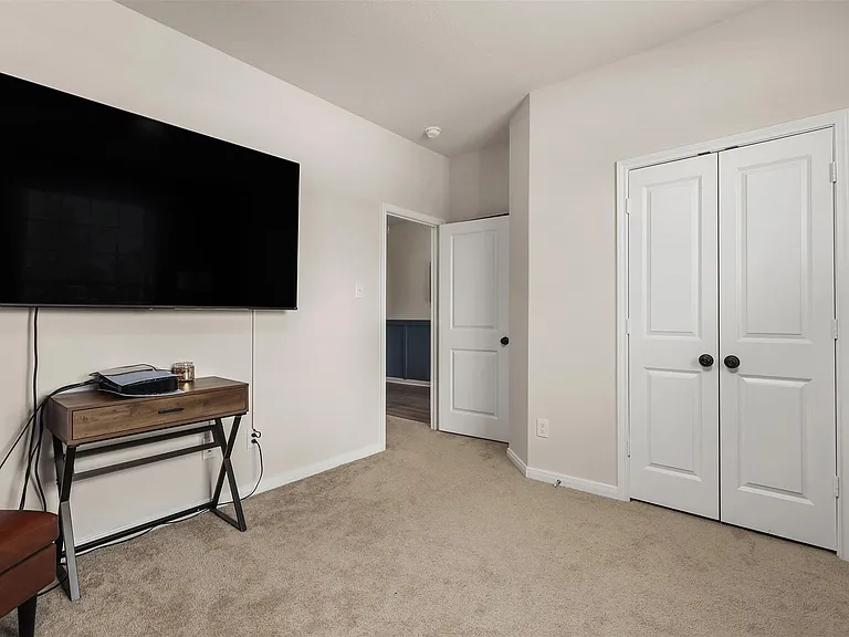 14213 Freeboard Dr — Photo 17