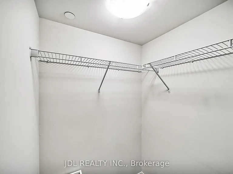 20 Meadowglen Pl #334 — Photo 27