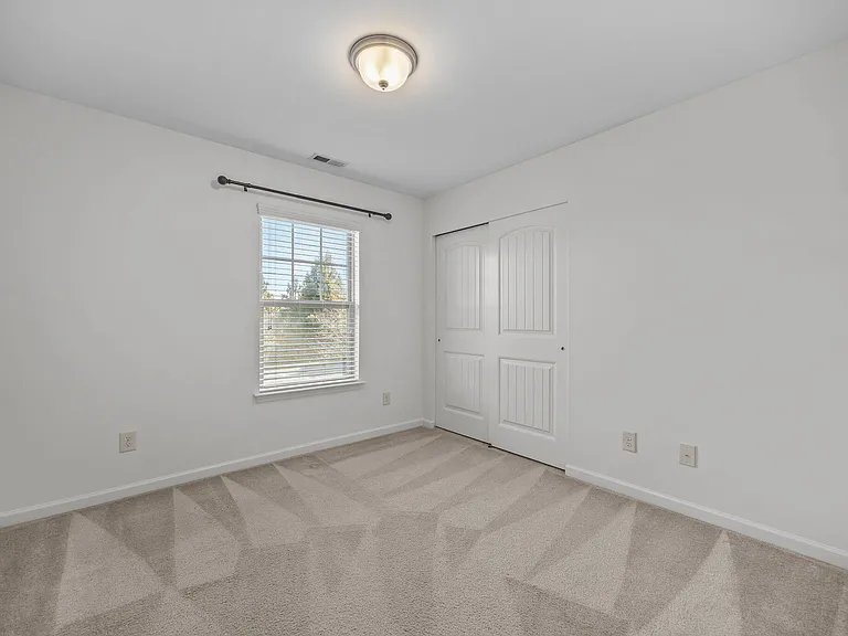 729 Lake Artesia Ln — Photo 29