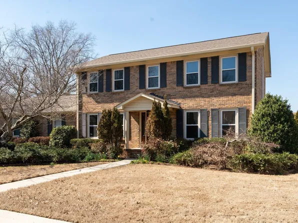 10312 Essex Dr SW, Huntsville, AL 35803