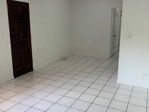 1825 Salzedo St APT 5, Miami, FL 33134