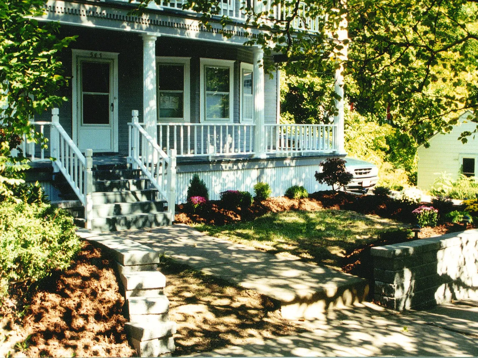 545 Clarendon St — Photo 2