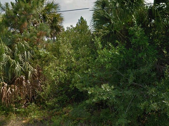 2nd image of 9 Bird Haven Pl