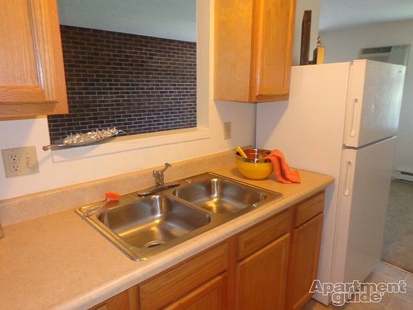 2nd image of 5745 Springdale Rd APT 4