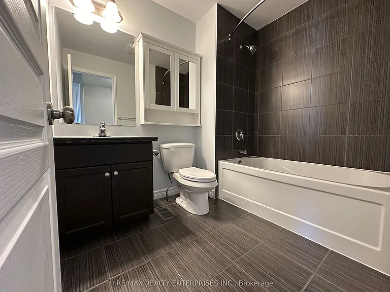 69 Edenrock Dr — Photo 23