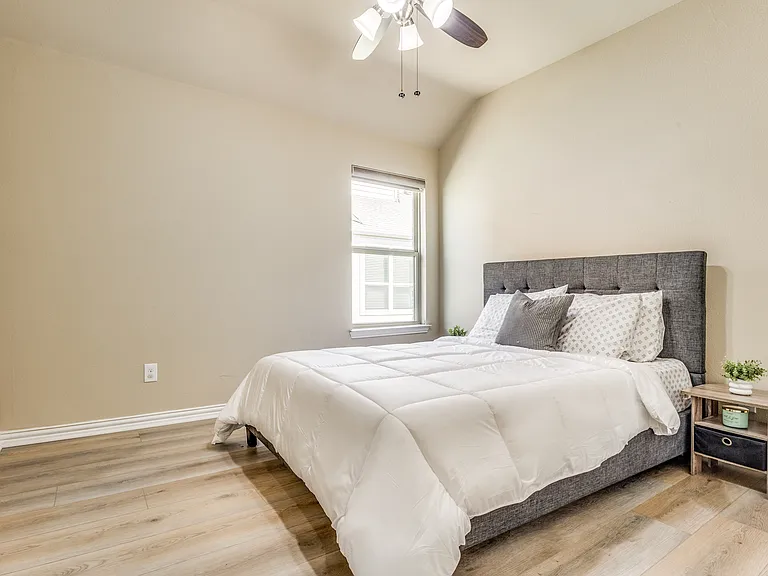 307 Eden Dr — Photo 19