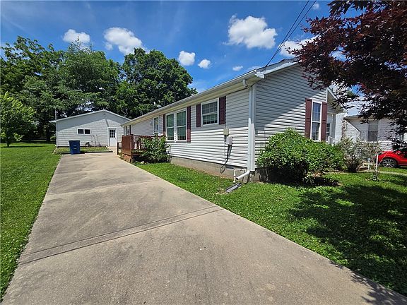 2nd image of 1405 16th St