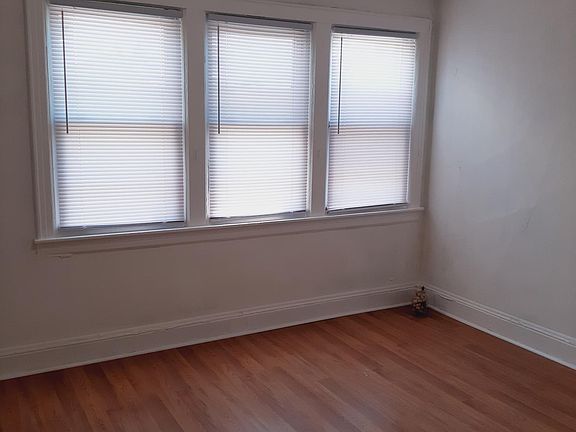 3rd image of 124-01 109th Ave