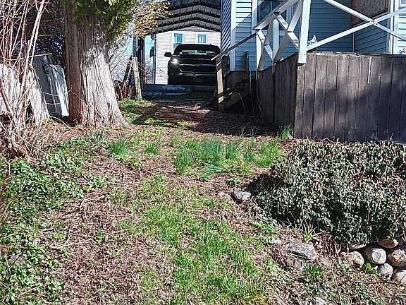 5th image of 2092 N Bennington Road