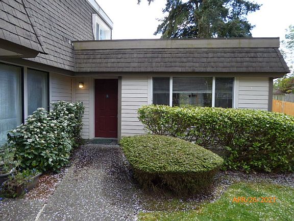 2nd image of 14521 NE 6th Pl APT 3
