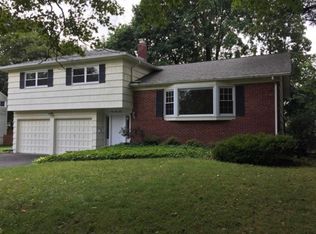 244 Olivia St, Ridgewood, NJ 07450