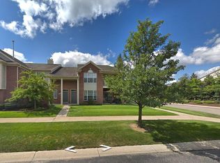 1756 Flagstone Cir, Rochester, MI 48307
