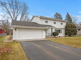 6924 Halifax Ave N, Brooklyn Center, MN 55429