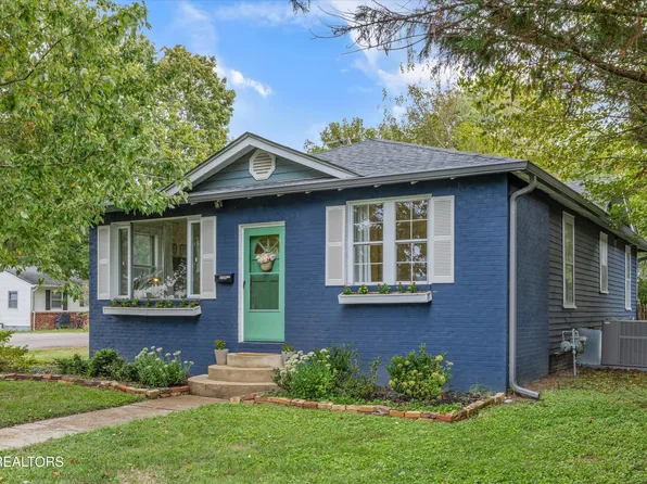 3122 Fairview St, Knoxville, TN 37917